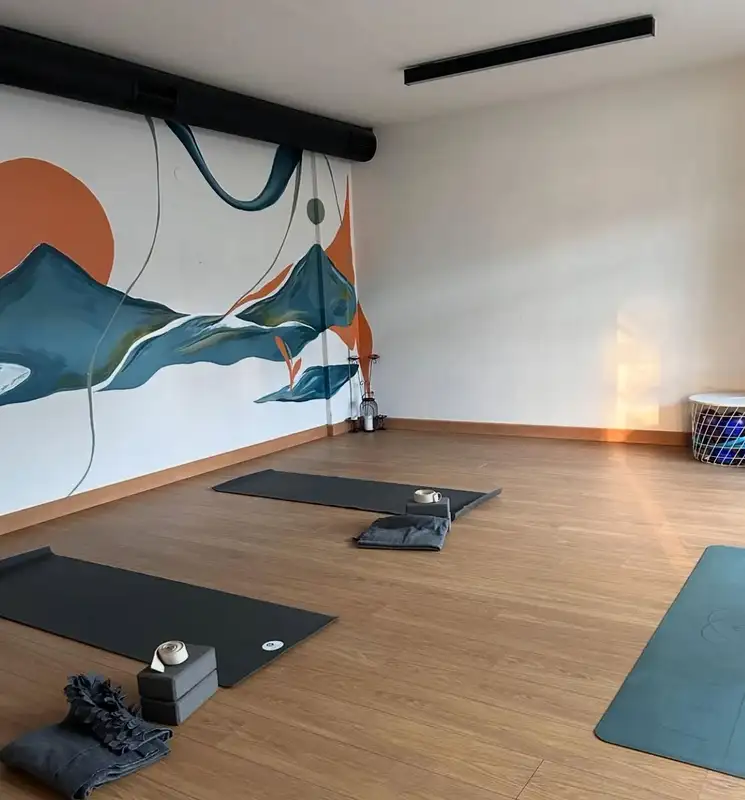 Youniverse Yoga - İstanbul Beşiktaş