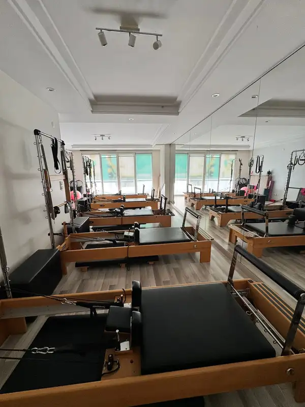 Reborn Studio - İstanbul Esenyurt