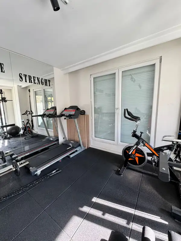 Reborn Studio - İstanbul Esenyurt