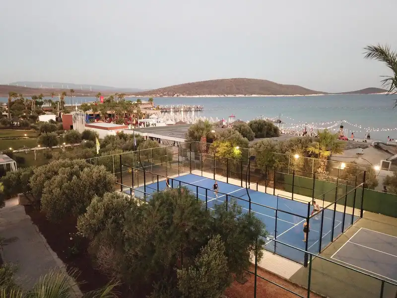 Prime Padel Alaçatı Beach Resort görsel 3