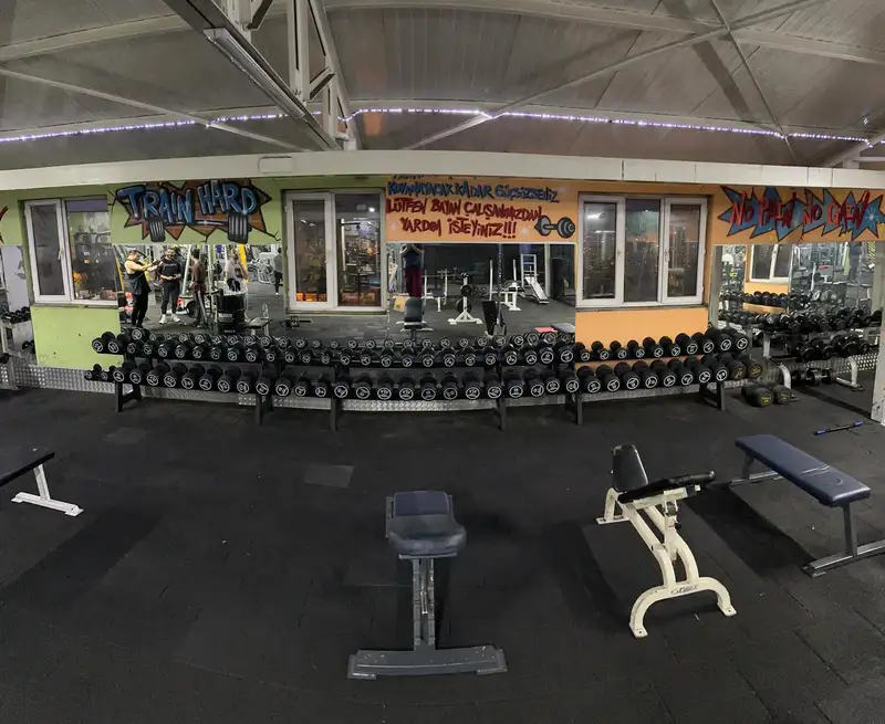 Zirve Spor Merkezi - İstanbul Üsküdar