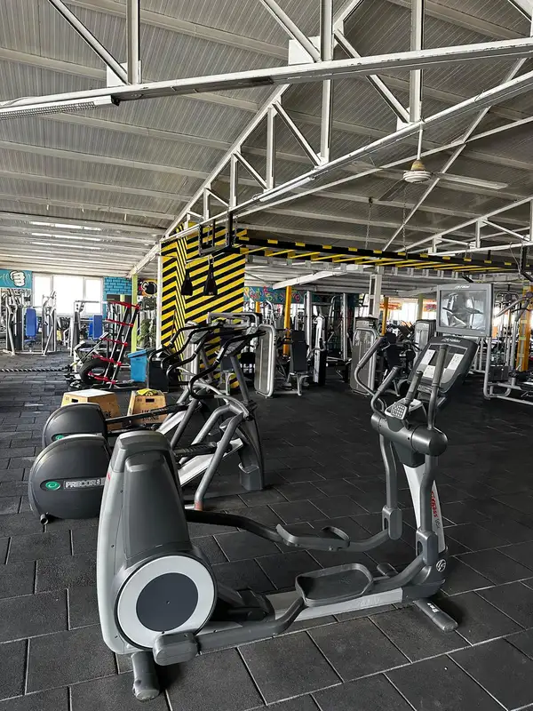 Zirve Spor Merkezi - İstanbul Üsküdar