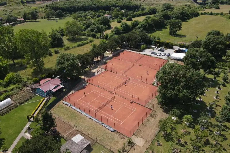 Ömerli Nature Tenis Akademisi - İstanbul Çekmeköy