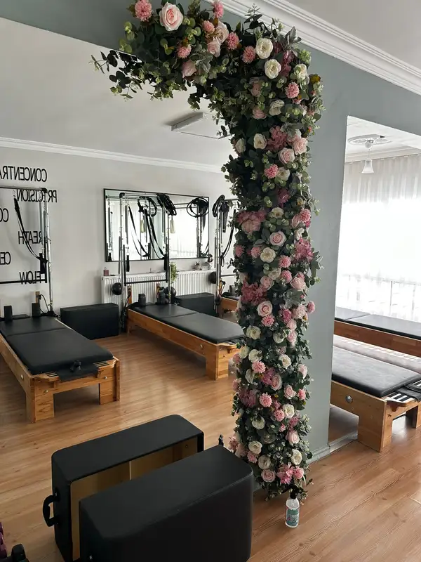 Studio Shine - İzmir Bergama