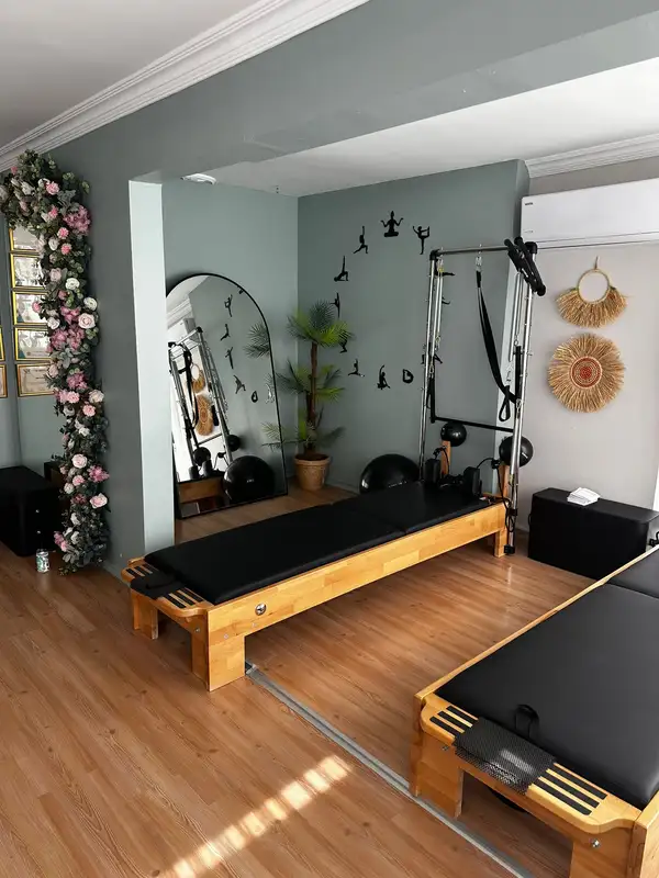 Studio Shine - İzmir Bergama