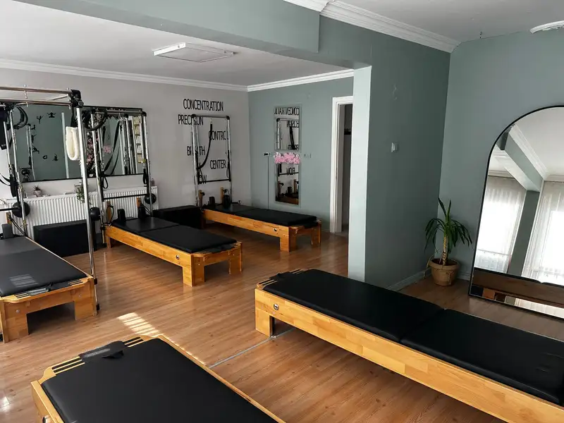Studio Shine - İzmir Bergama