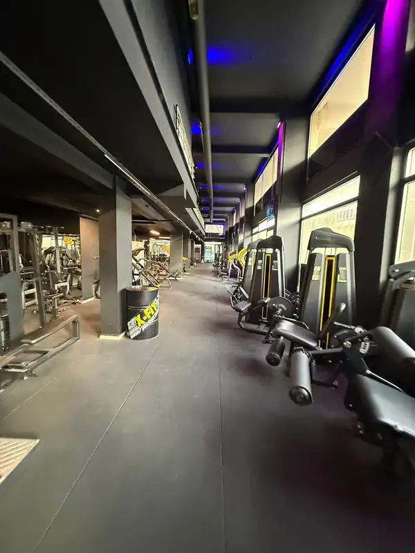Şarlı Sport Center - Manisa Akhisar
