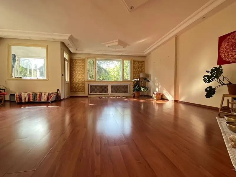 Gözen Eyüpoğlu Sound & Body - İstanbul Kadıköy