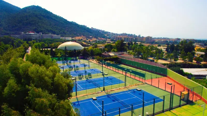 Crea Tenis - İzmir Balçova