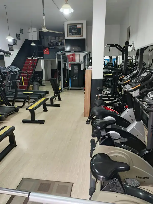 Bayrak Spor Merkezi Yenibosna - İstanbul Bahçelievler