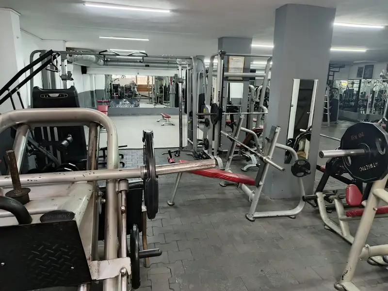Bayrak Spor Merkezi Yenibosna - İstanbul Bahçelievler
