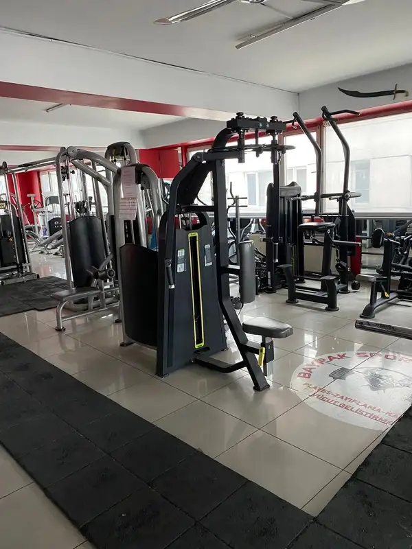 Bayrak Spor Merkezi Güneşli - İstanbul Bağcılar