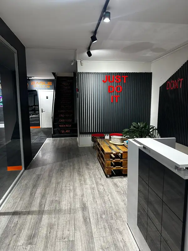 Eagle Pt Club - İstanbul Maltepe