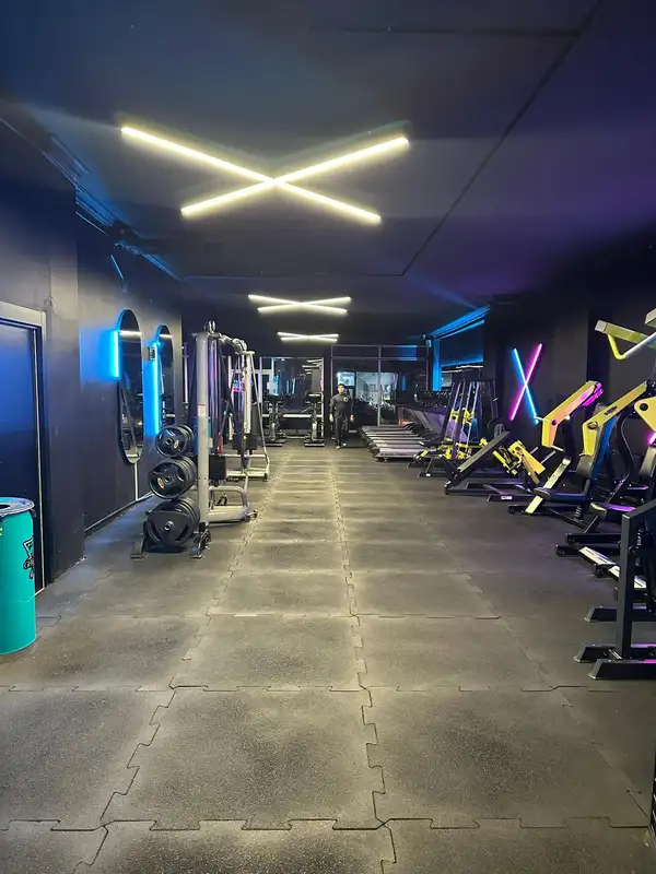 Gold's Club VIP görsel 2