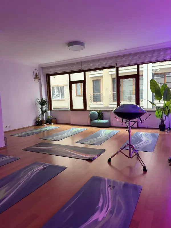 Yogbes Yoga & Beslenme Stüdyosu - İstanbul Şişli