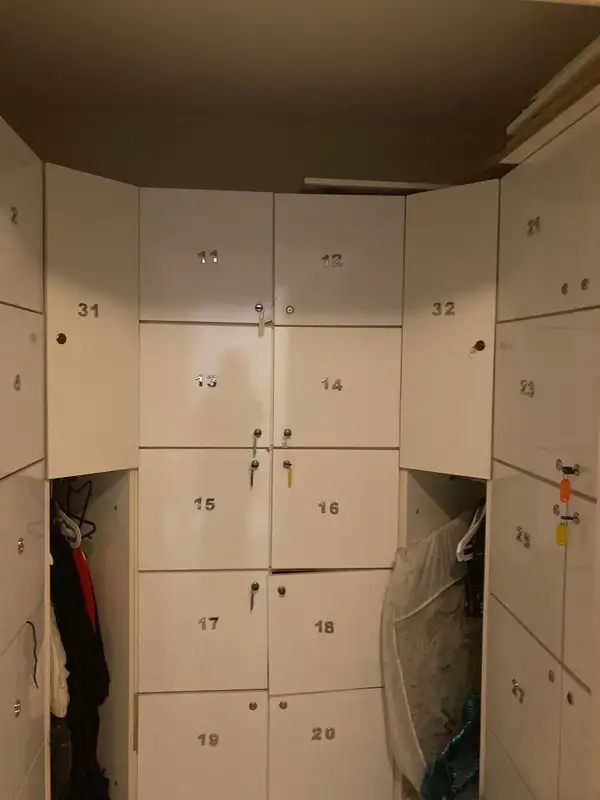 12 Dans Sanat Atölyesi - İzmir Konak