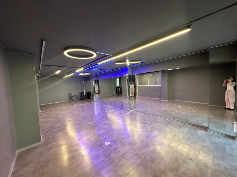 Hiphome Dans - İzmir Konak