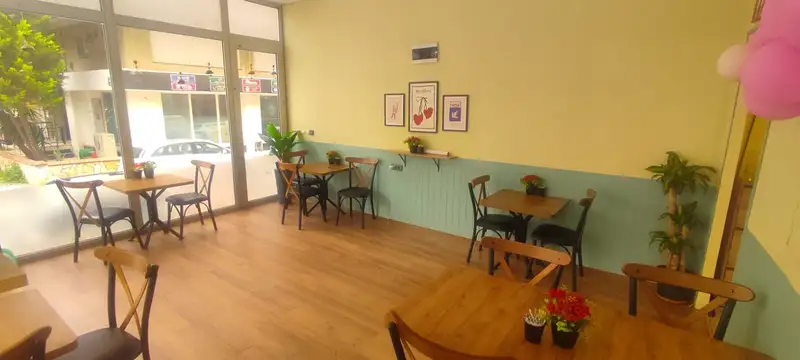 Neşeli Ayaklar Atölye & Cafe - İzmir Karşıyaka