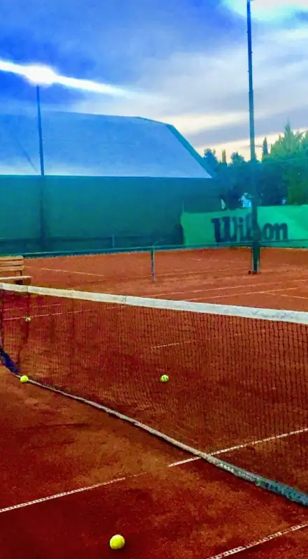 Aslanlar Tenis Akademisi - Bursa Osmangazi̇