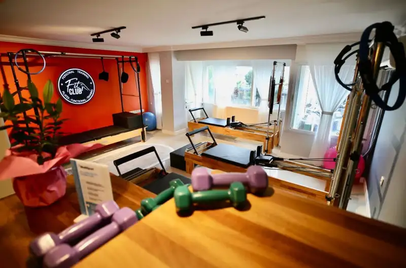 Fitclub Reformer Pilates Bostanlı - İzmir Karşıyaka