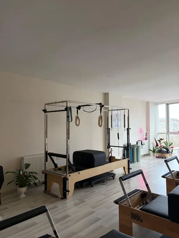 Flow & Form Studio - İstanbul Şişli