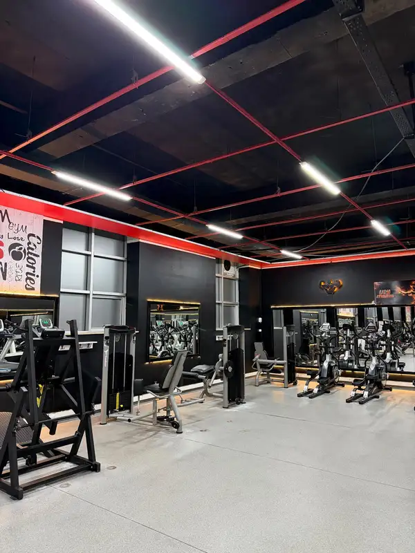 UniAthletic Karaman Spor Kompleksi görsel 3