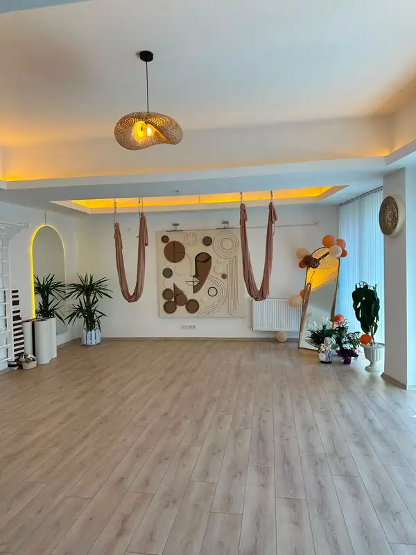Omega Yoga Pilates Studio görsel 2